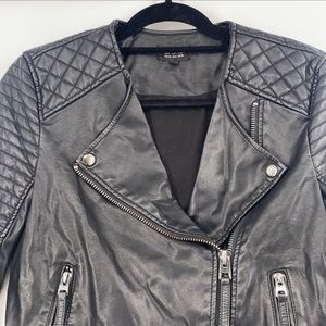 TopShop black faux leather moto jacket size 6